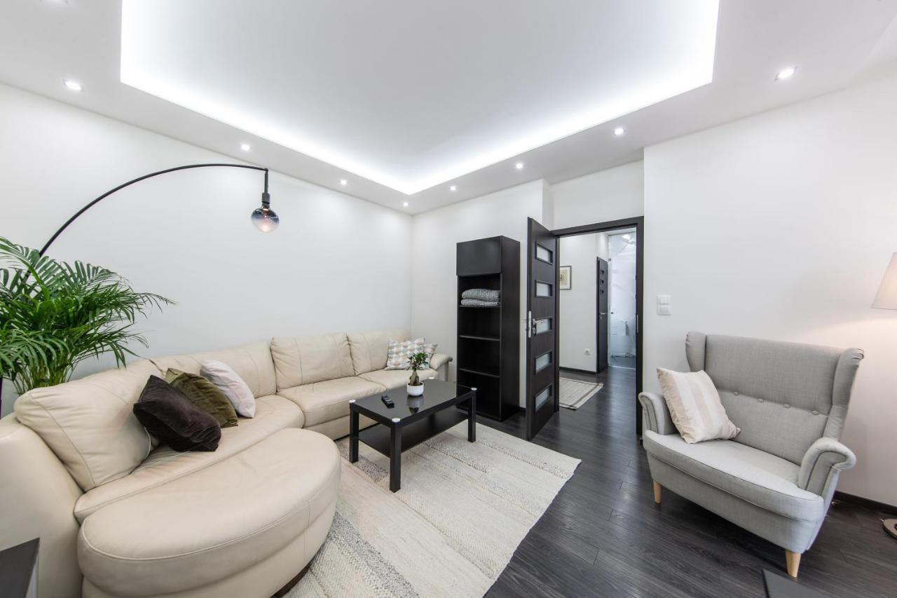 Spacious 3-Room Apartment With Free Parking 布达佩斯 外观 照片