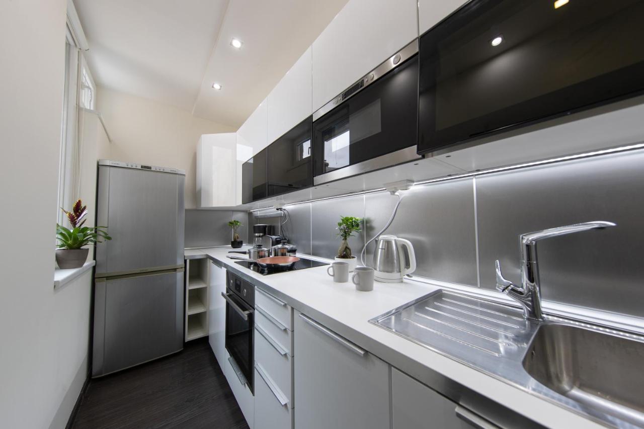 Spacious 3-Room Apartment With Free Parking 布达佩斯 外观 照片